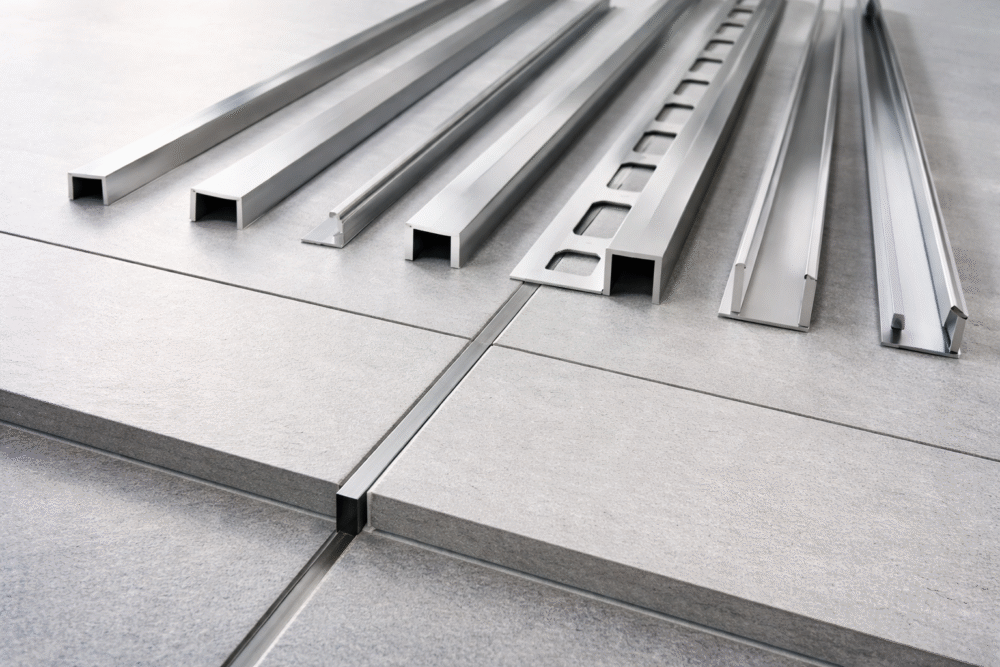פרופילים ופסי ניתוק אלומיניום